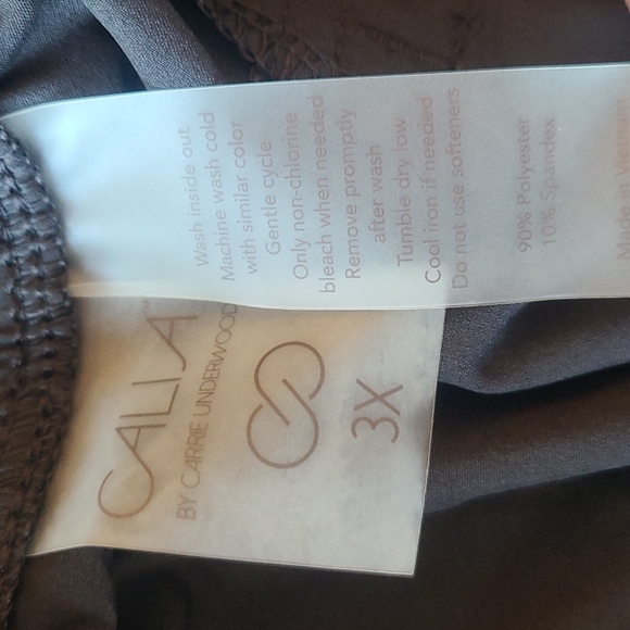 CALIA by Carrie Underwood Journey Collection black mid rise crop NWT size 3X - Picture 15 of 15